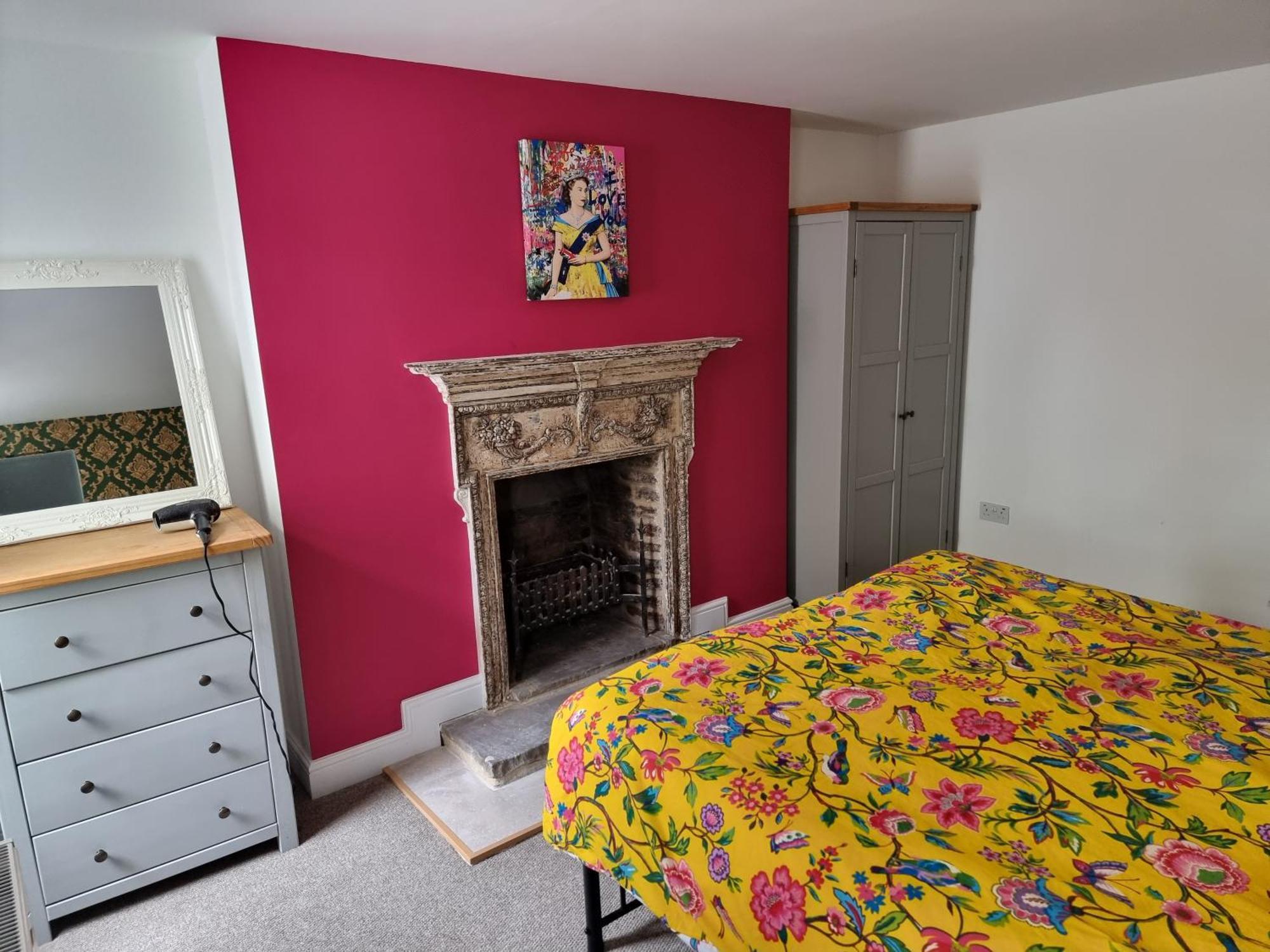Apartament Entire Ground Floor Flat, Free Off-street Parking And Large Garden